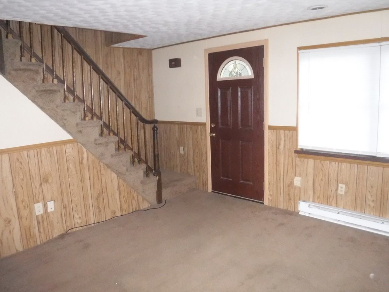 524 Clarkson Avenue - Photo 2 of 25