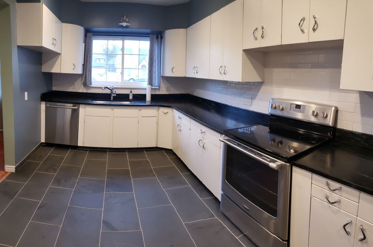 1330 South Arlington Avenue - Photo 3 of 26