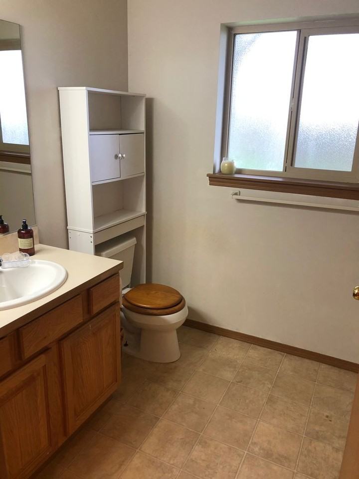 705 N 15th St - Photo 5 of 7