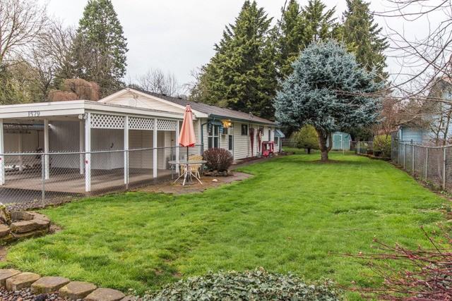 1577 Beebe Ln - Photo 2 of 8