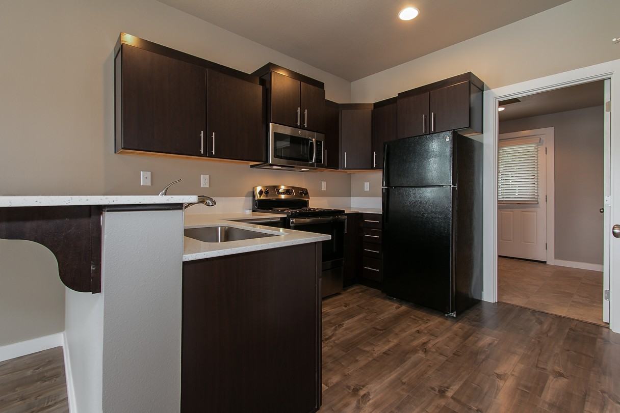 1357 Turtle Ln - Photo 6 of 17