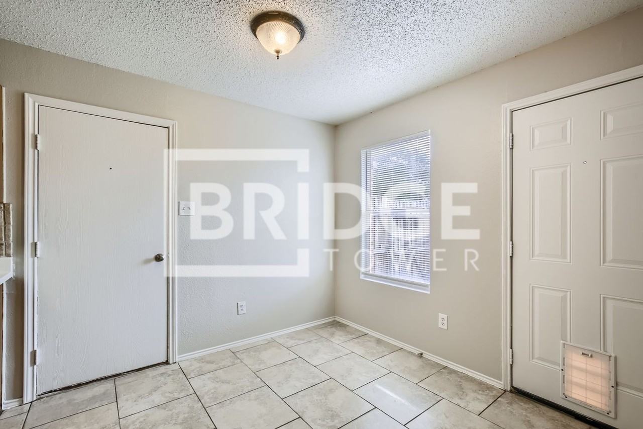 1433 Glenwick Drive - Photo 7 of 24