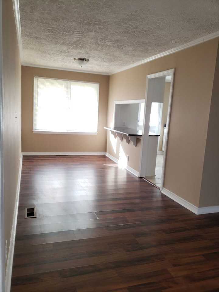 504 S 15th Ave - Photo 3 of 21