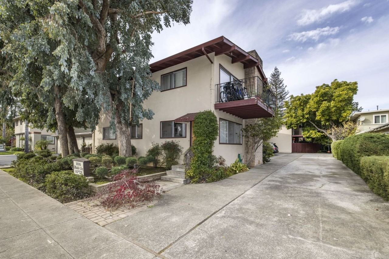 1016 Middle Ave #3 - Photo 2 of 17