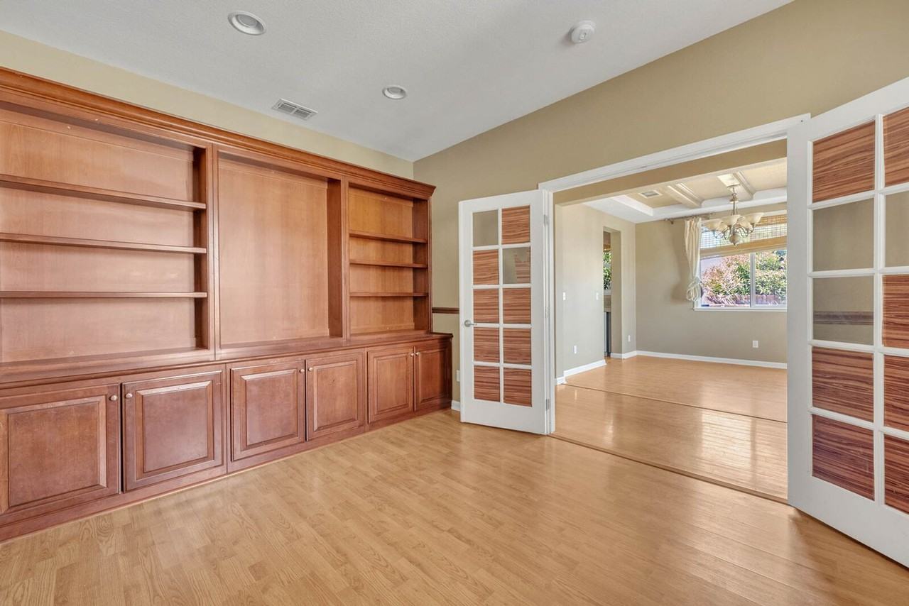8639 Brush Way - Photo 6 of 27