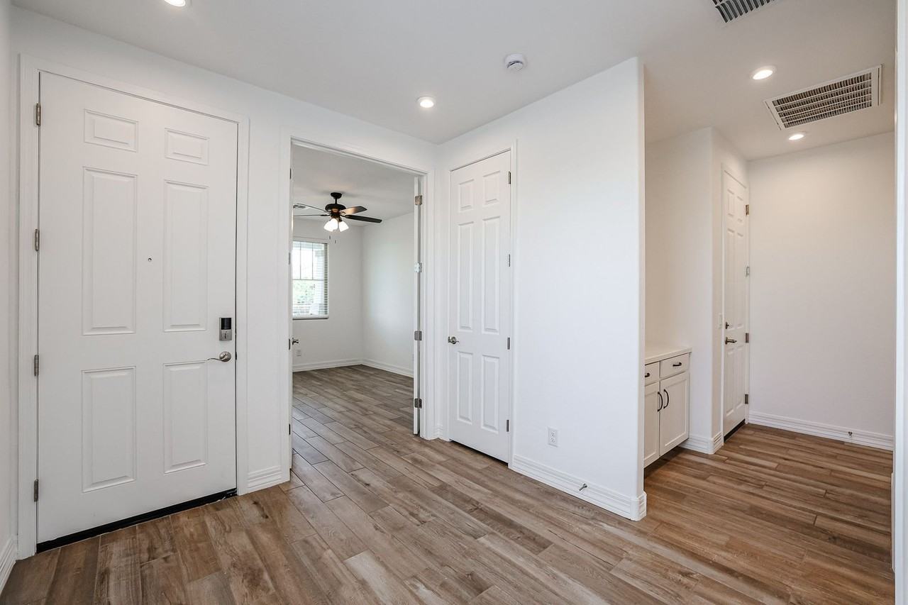 31769 N 130th Ave - Photo 6 of 49