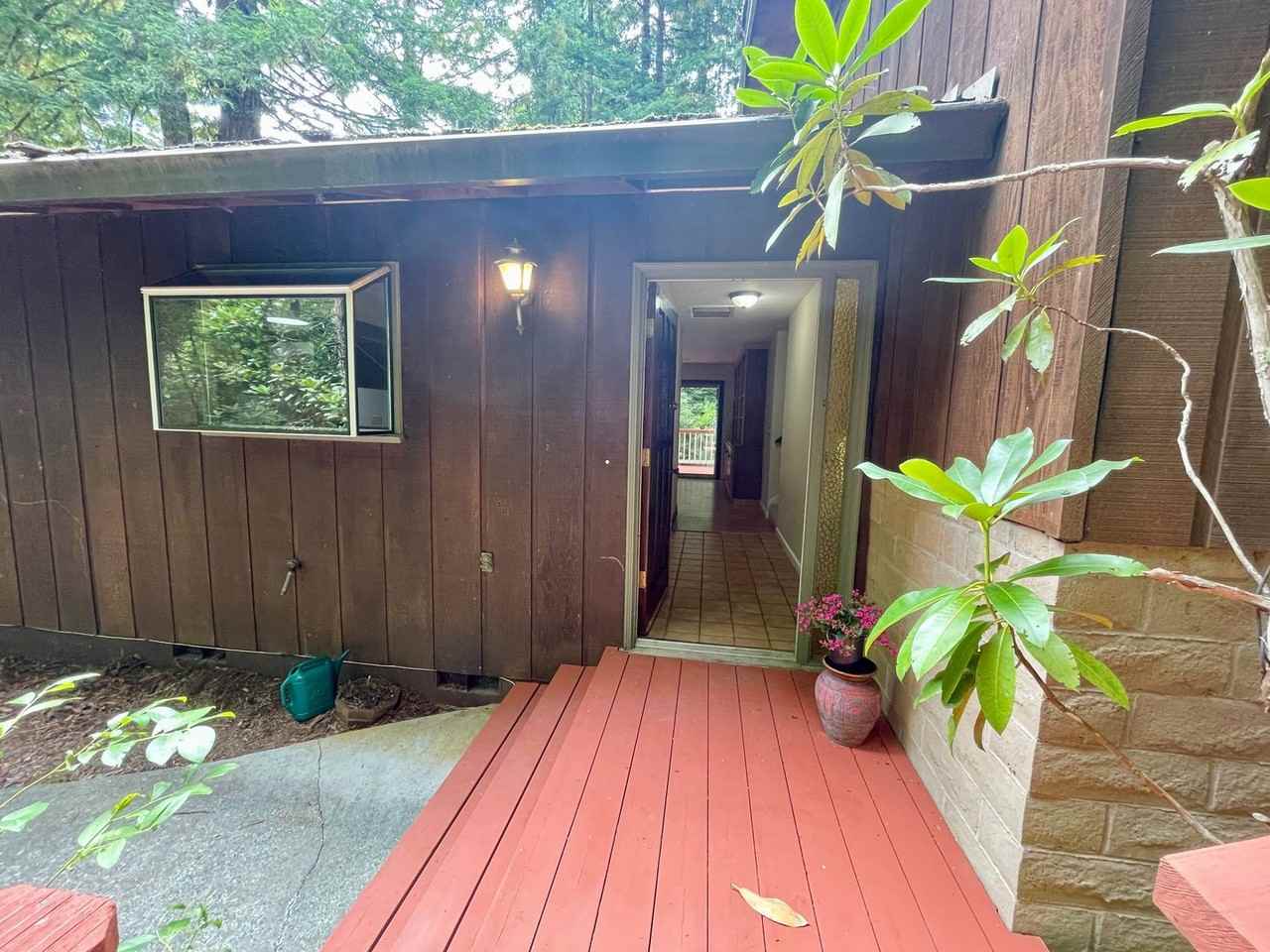 2485 Sonnenfelt Rd - Photo 3 of 50