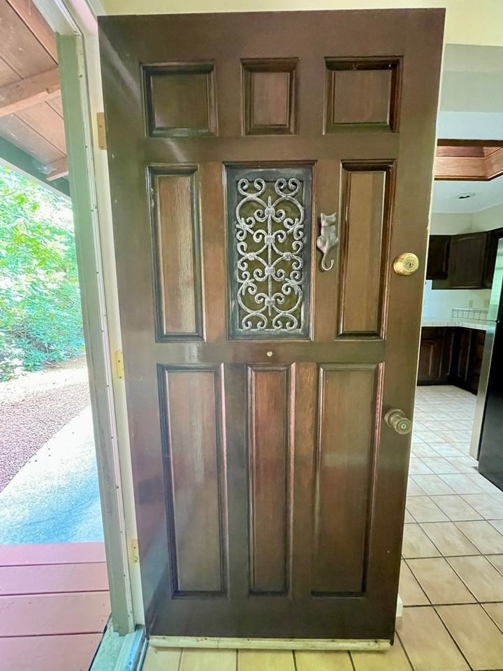 2485 Sonnenfelt Rd - Photo 4 of 50