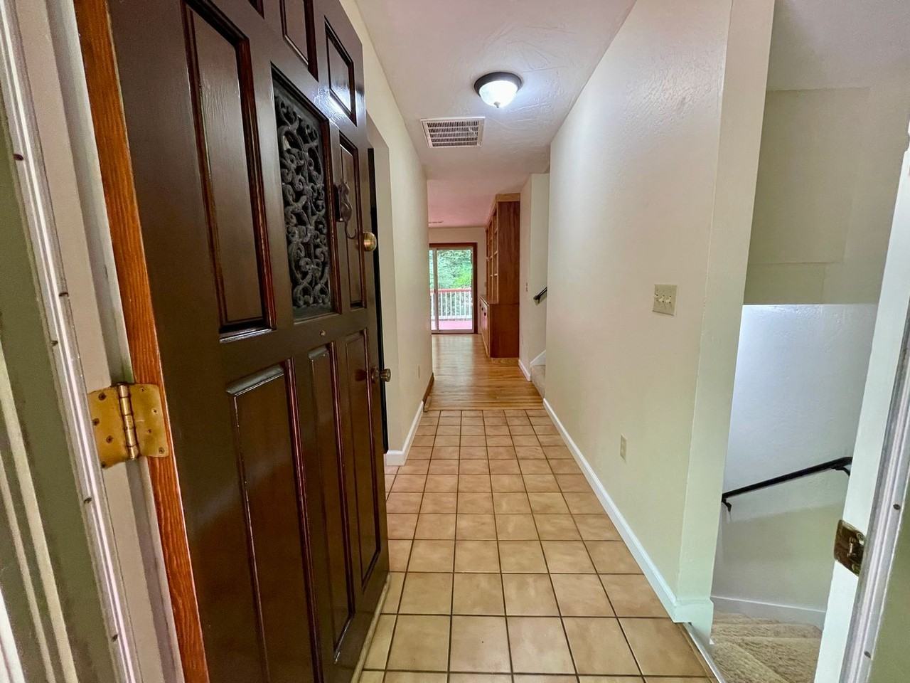 2485 Sonnenfelt Rd - Photo 5 of 50