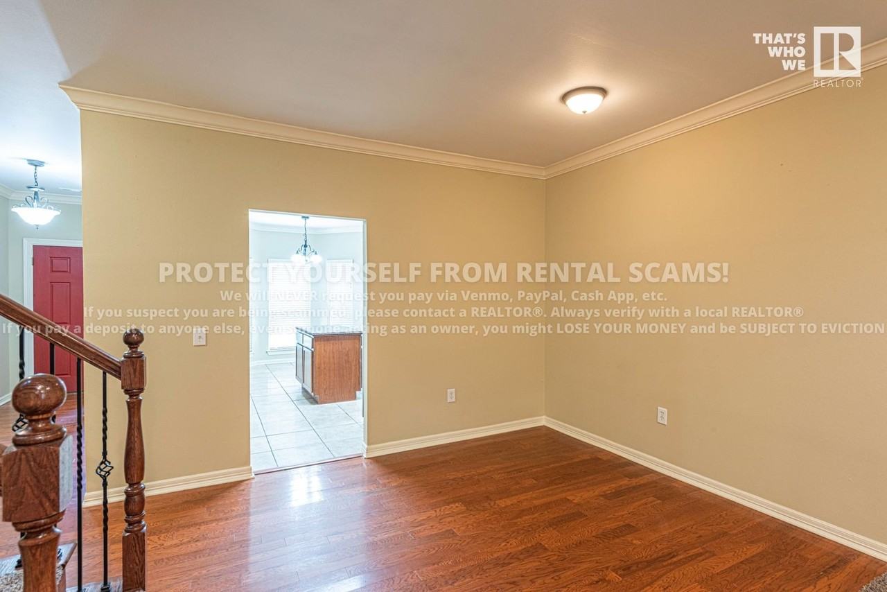 519 S Pierremont Dr - Photo 5 of 22