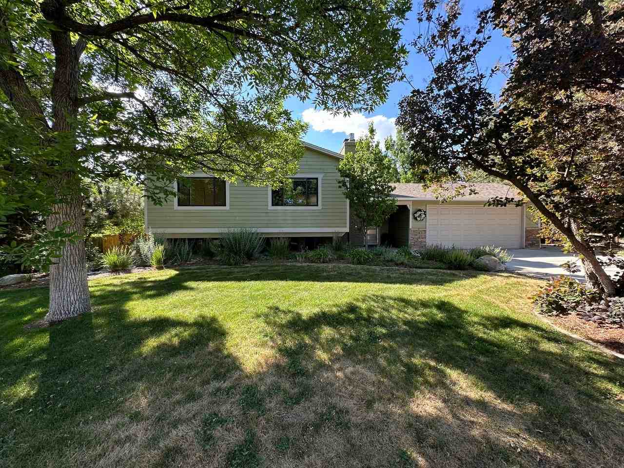 3815 E Easter Pl - Photo 3 of 45