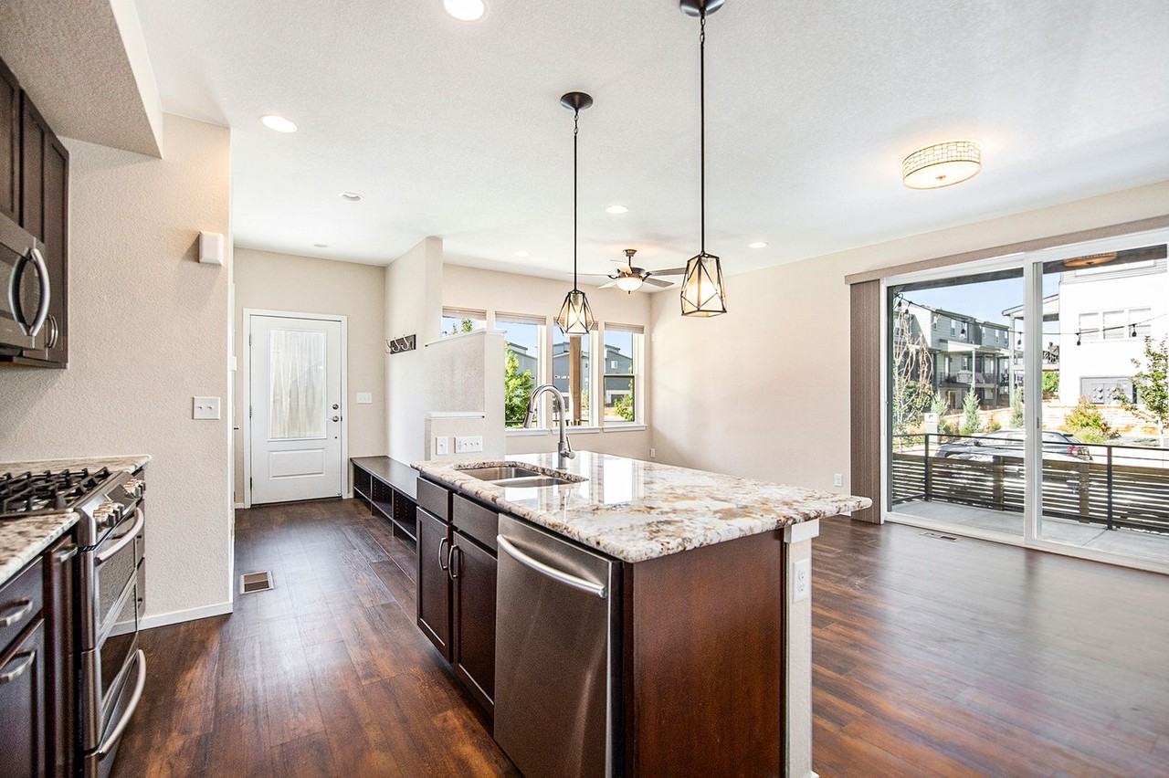 6758 Osage St - Photo 4 of 27