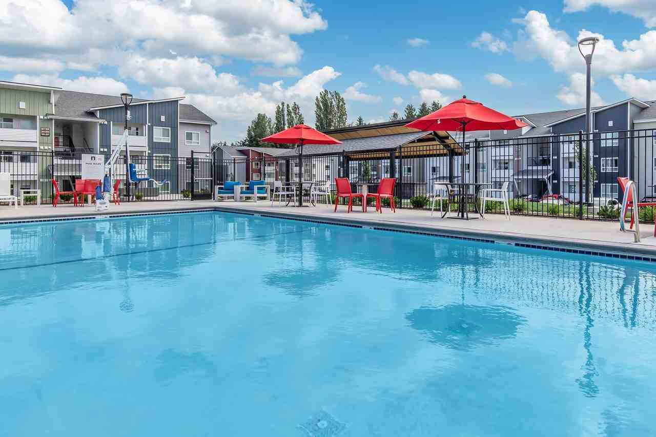 Novo on 52nd - Photo 4 of 38