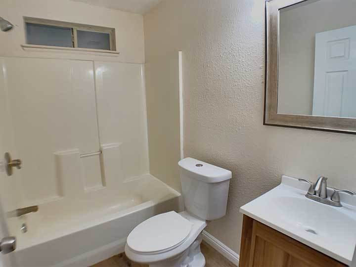 1632 Broadway - Photo 4 of 4