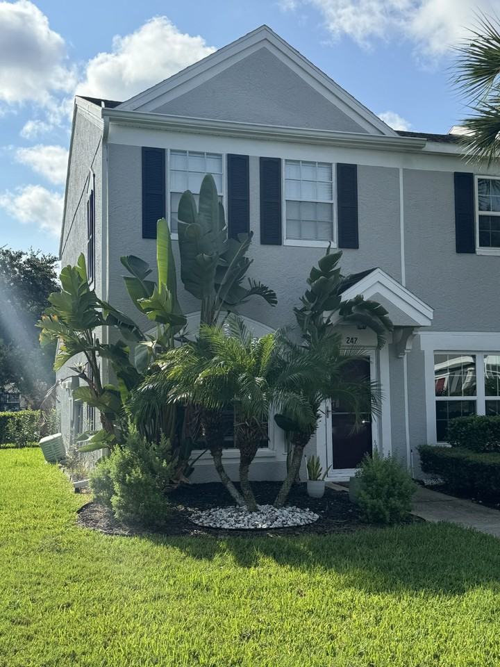 247 Countryside Key Blvd - Photo 2 of 34