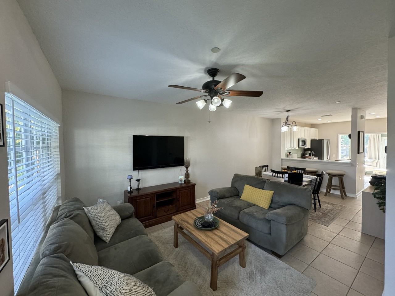 247 Countryside Key Blvd - Photo 4 of 34