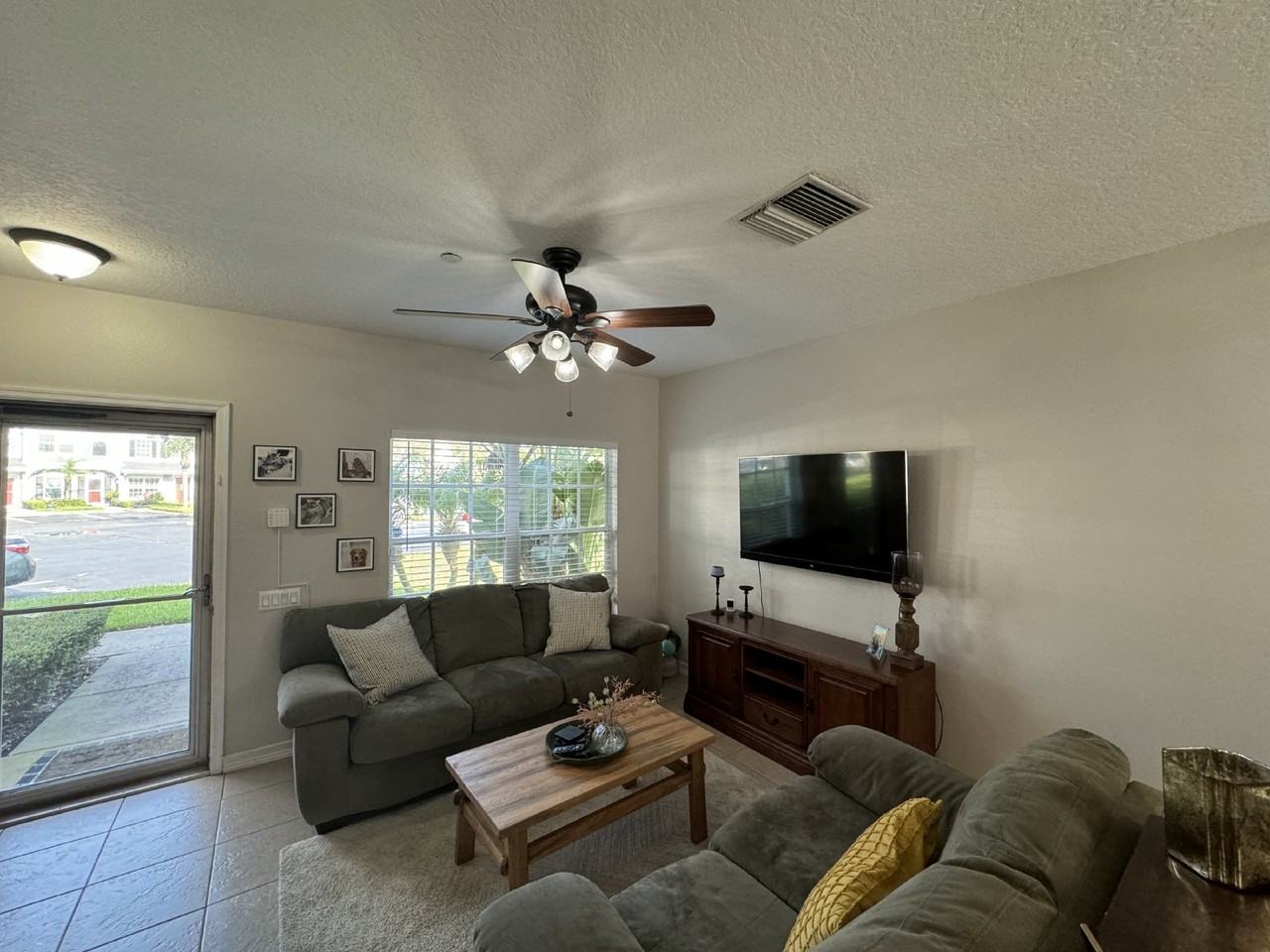 247 Countryside Key Blvd - Photo 5 of 34