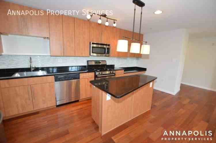 1117 Primrose Ct Apt 103 - Photo 2 of 41