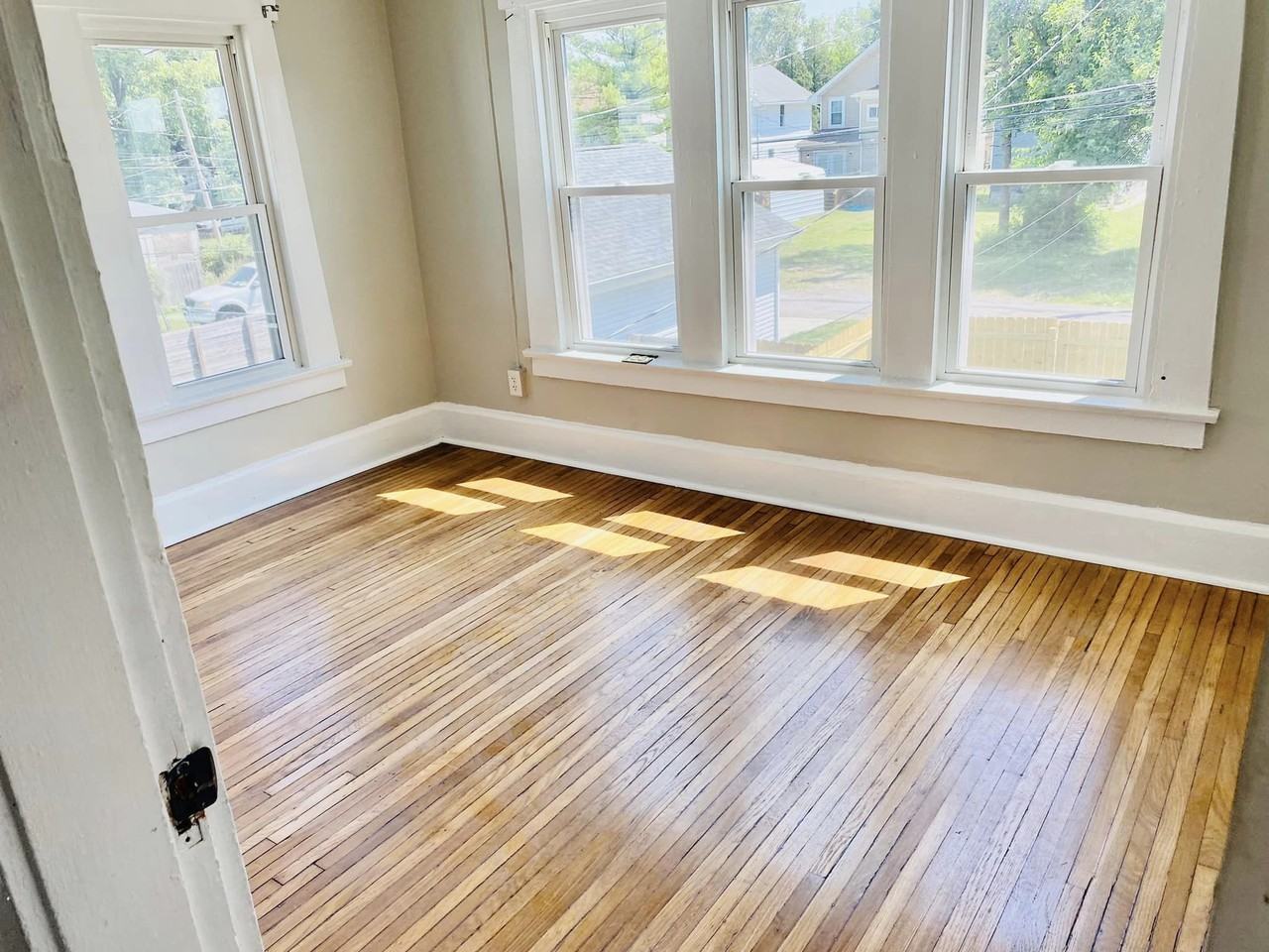 918 Carpenter St #NA - Photo 3 of 11