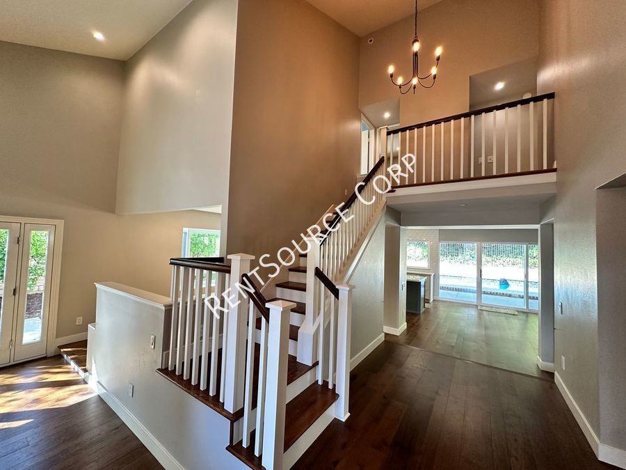 25463 Via Escovar - Photo 3 of 35