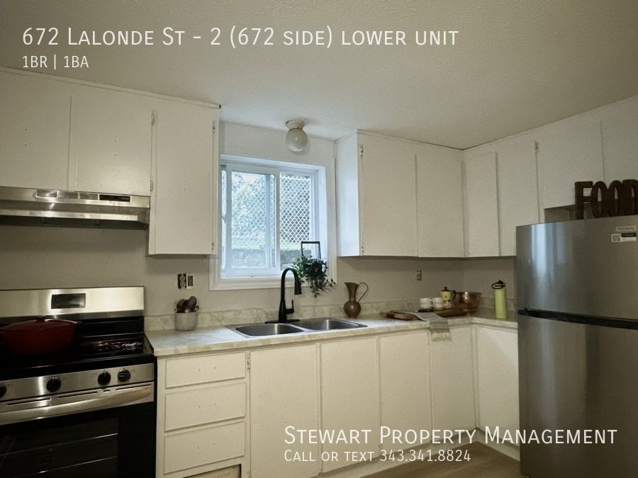 672 Lalonde St - Photo 2 of 7