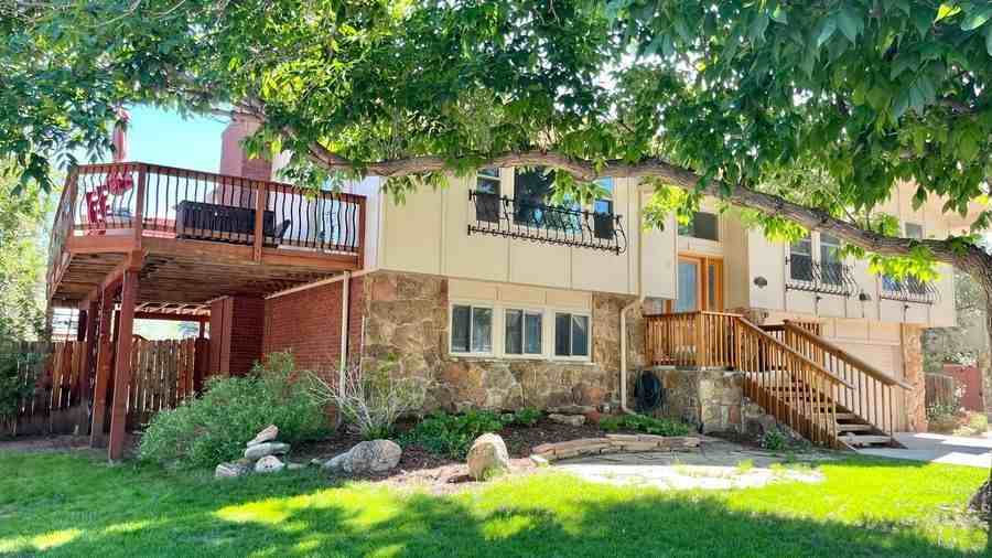 13877 W Virginia Dr - Photo 2 of 27