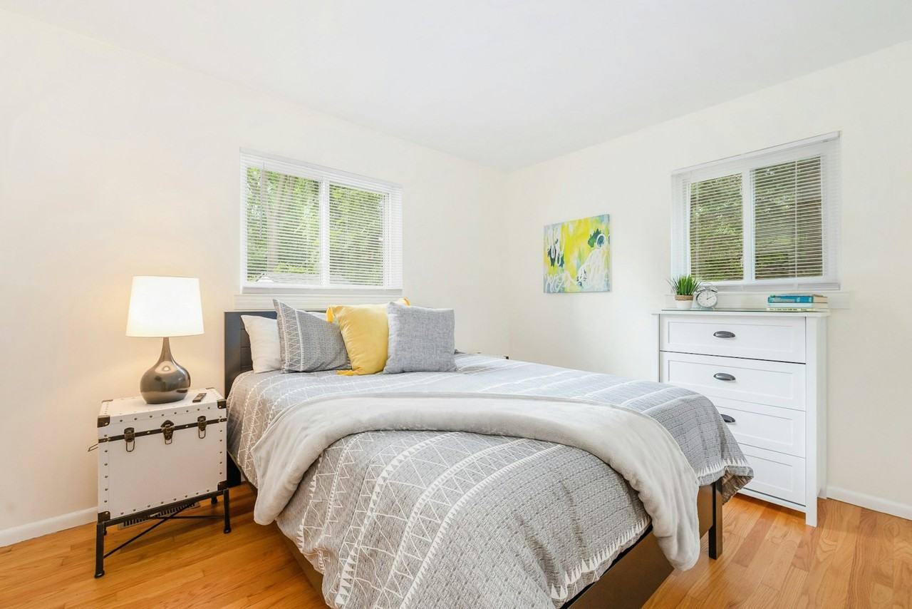 621 Susan Drive - Photo 4 of 29