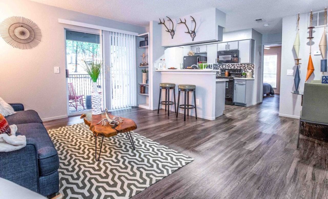 Treehouse Apartments - Photo 5 of 19