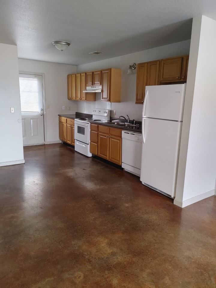 Greene Street Apartments - Photo 2 of 7