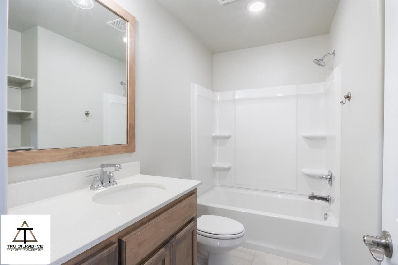 621A Maleah Place - Photo 3 of 18