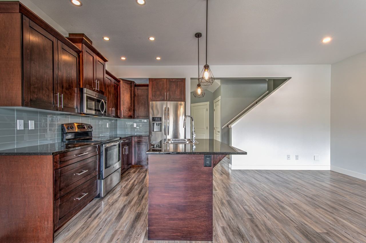 4409 Bellevue Dr #1 - Photo 3 of 20