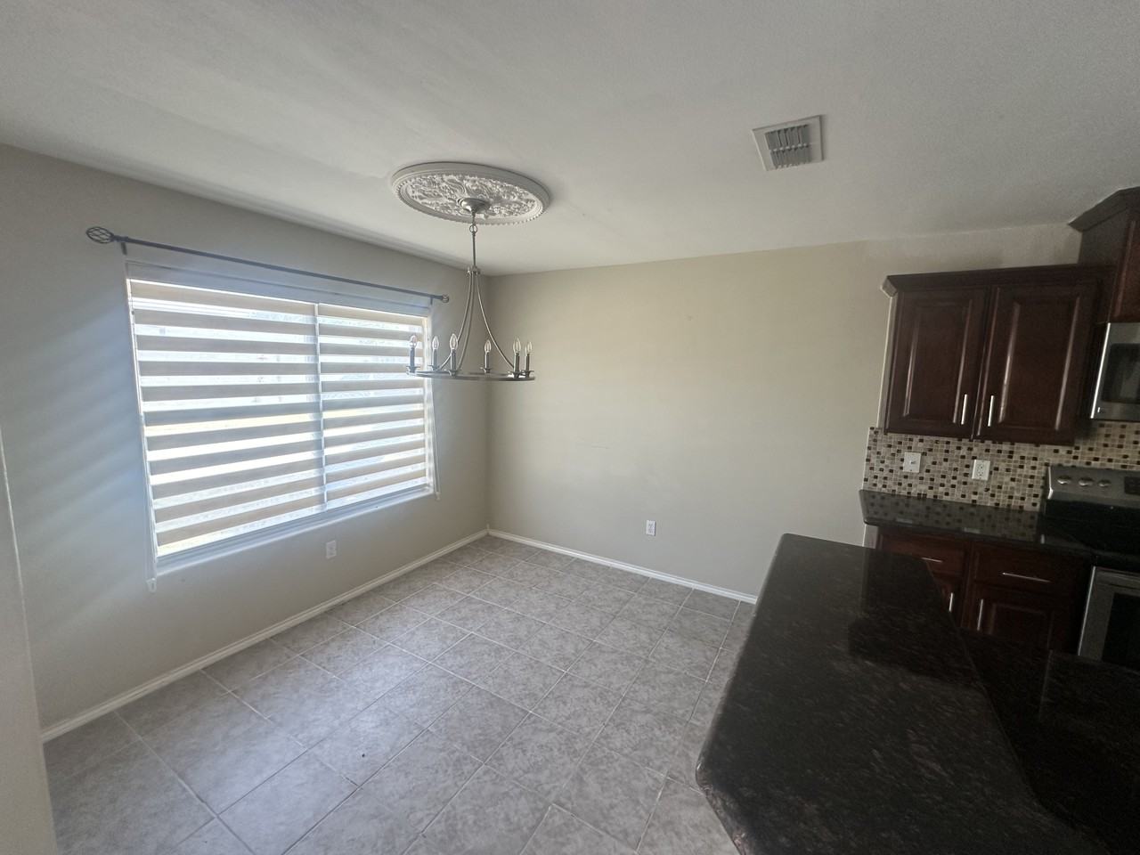 3118 Sun Dance Loop - Photo 3 of 14