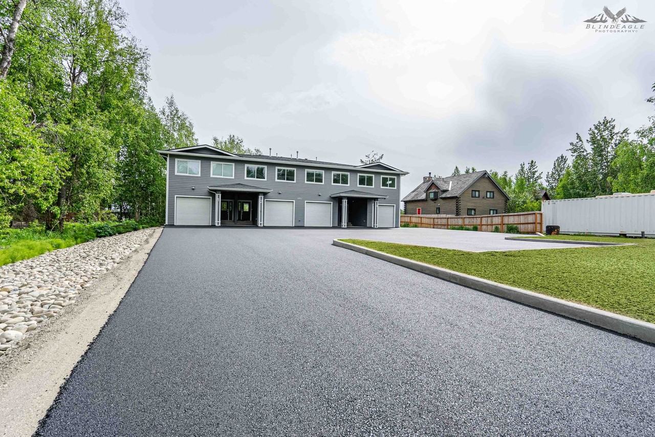 7650 E Ashmore Avenue - Photo 2 of 50