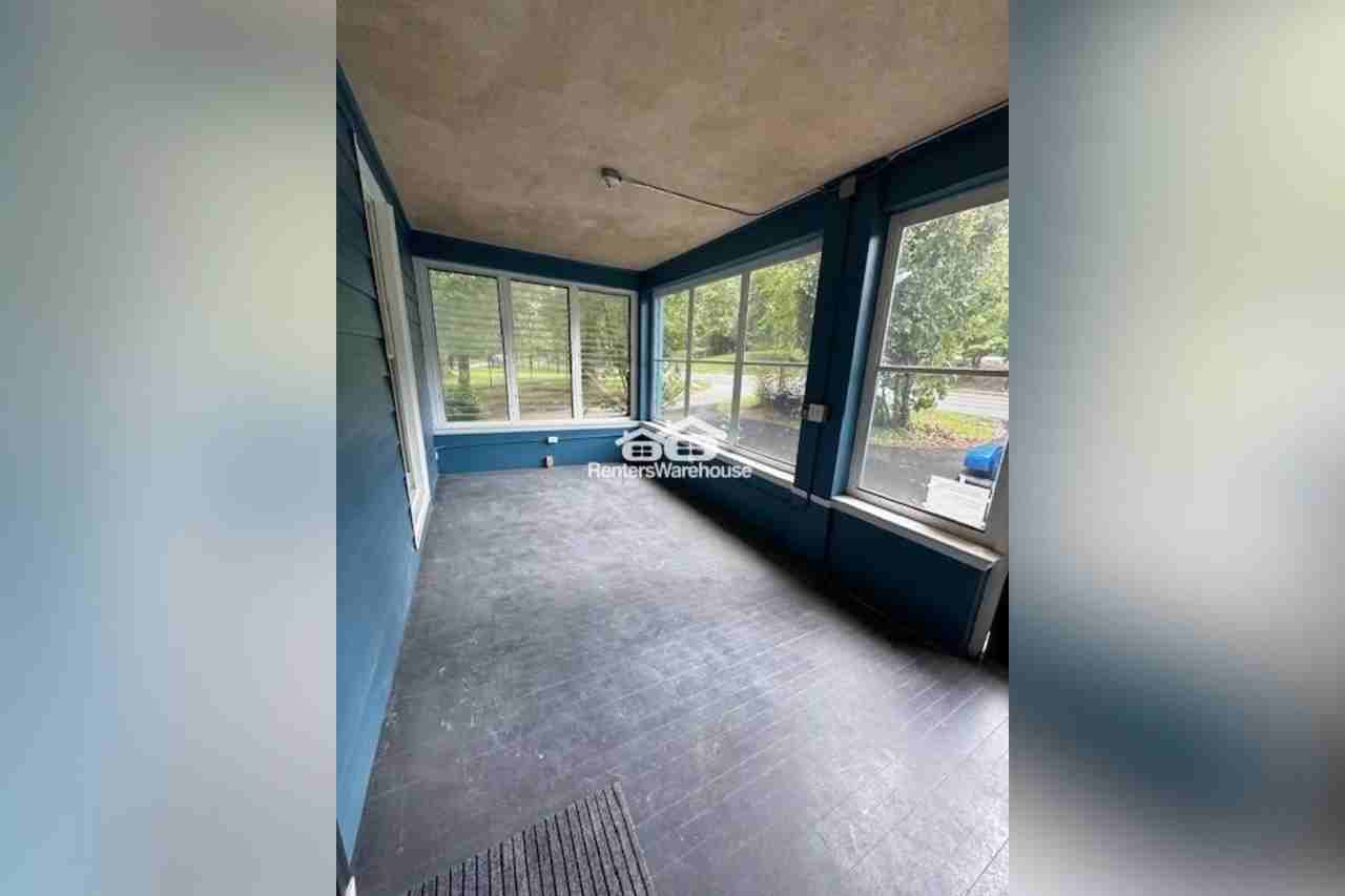 14 Greenspring Valley Rd - Photo 3 of 22
