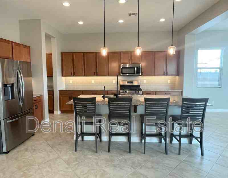 21046 E Mayberry Rd - Photo 2 of 32