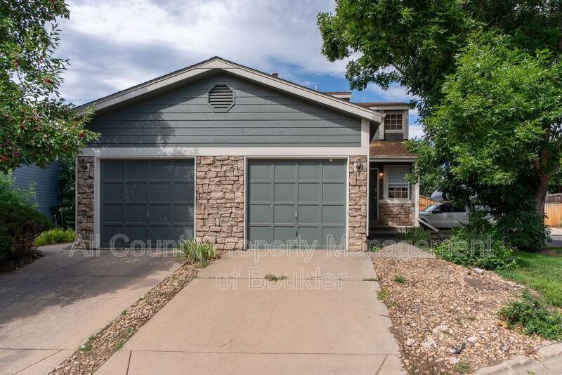 3917 Paseo Del Prado - Photo 2 of 19