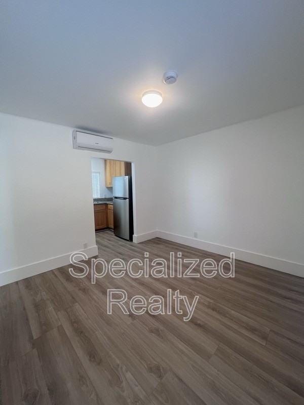 1420 Isabel St - Photo 4 of 12