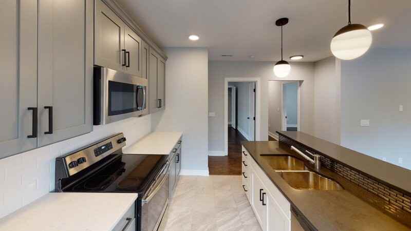 1345 7th St #B - Photo 3 of 18