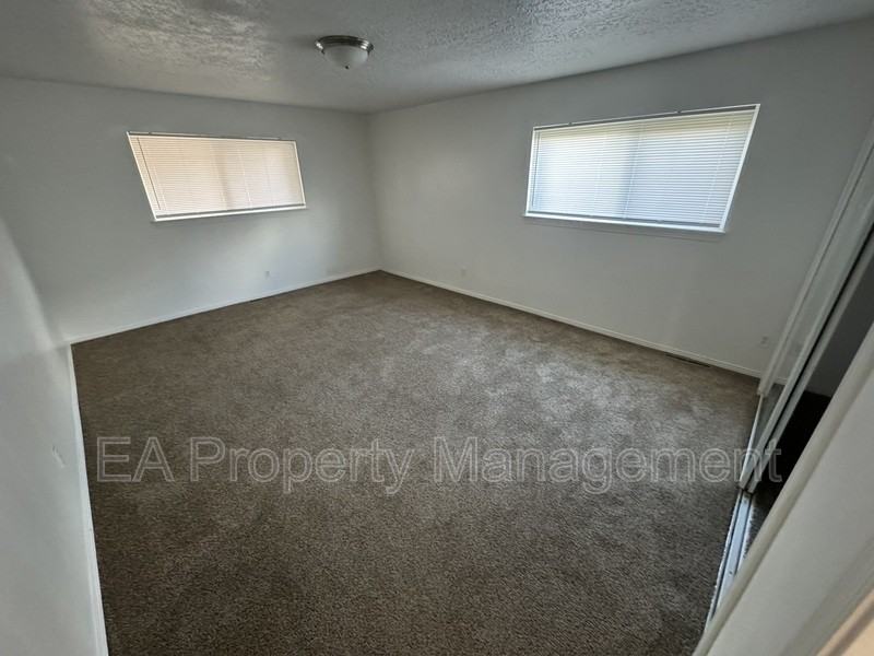 10321 Santa Paula Ave Ne - Photo 7 of 16