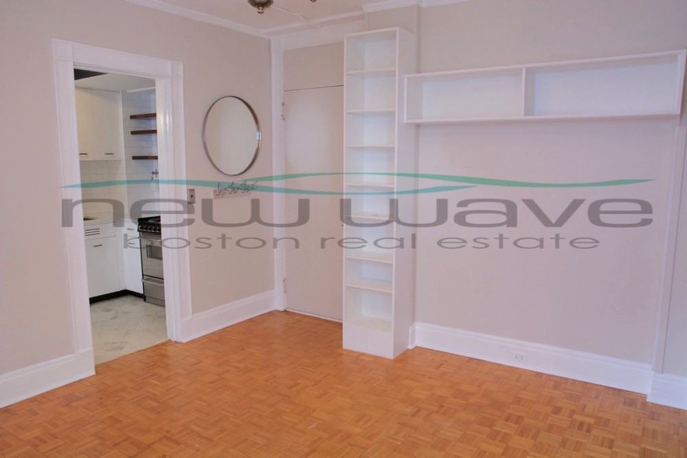 21 Beacon St #8D - Photo 6 of 7