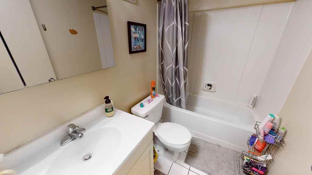 108 Peterborough St #3E - Photo 2 of 11