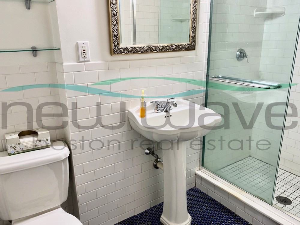 119 Commonwealth Ave #4 - Photo 3 of 9