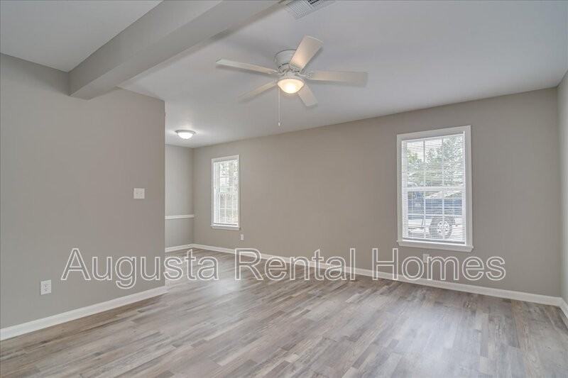 164 Conifer Dr - Photo 6 of 24