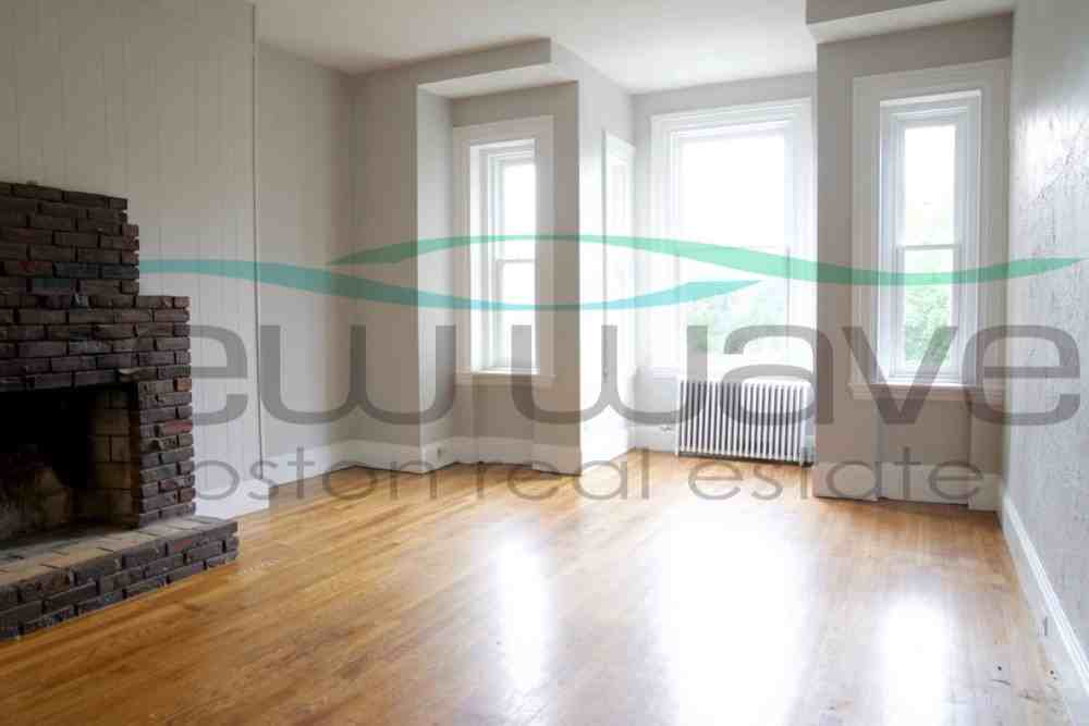 224 Commonwealth Ave #10 - Photo 6 of 7