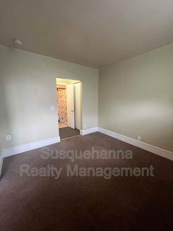 134 College Ave Rear - Photo 5 of 13