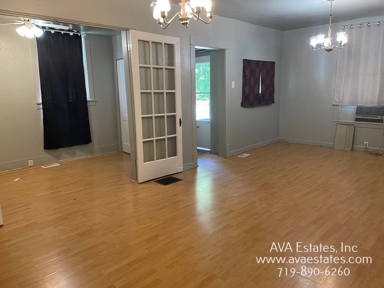 2314 N Grand Ave - Photo 3 of 13