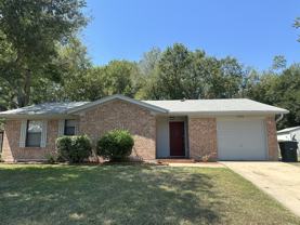 3006 Persimmon Dr - Photo 1 of 1