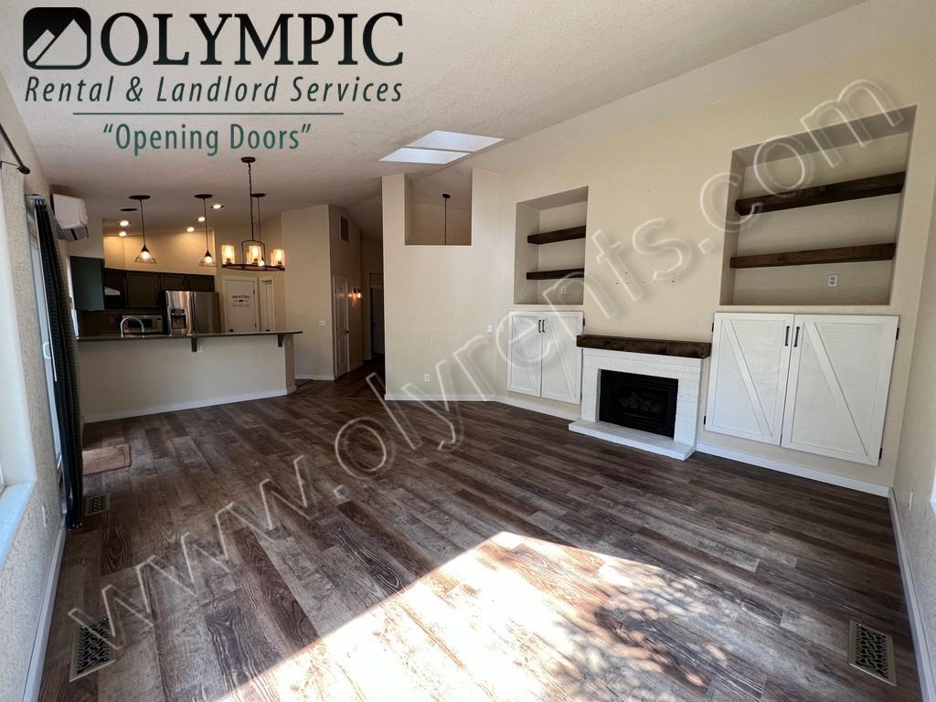 3719 Paddington Ln Se - Photo 5 of 29