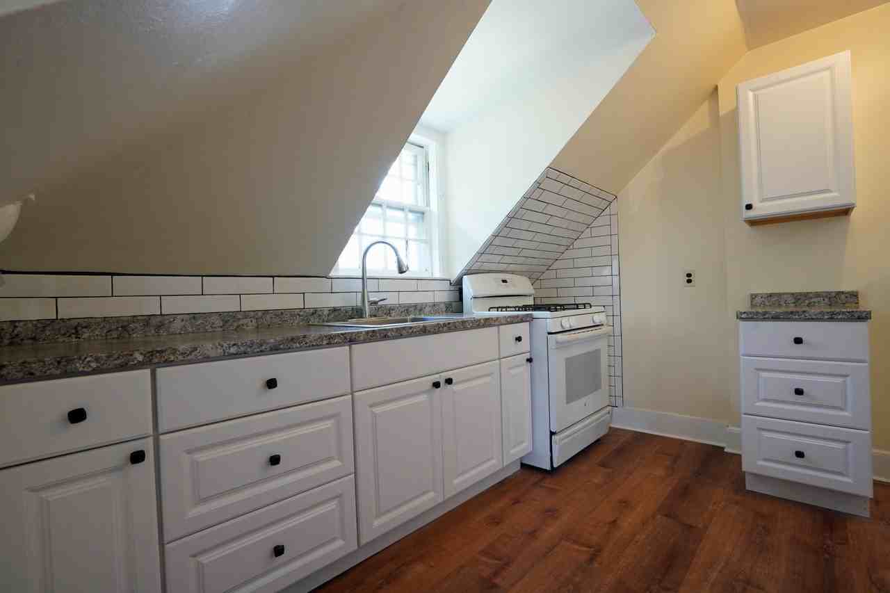 12 Parsons St - Photo 5 of 25