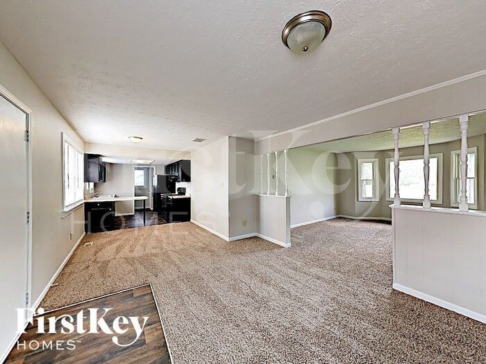 5011 Thornleigh Dr - Photo 2 of 16